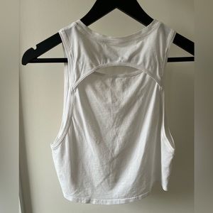 Lululemon Muscle Crop Tank Back Cutout